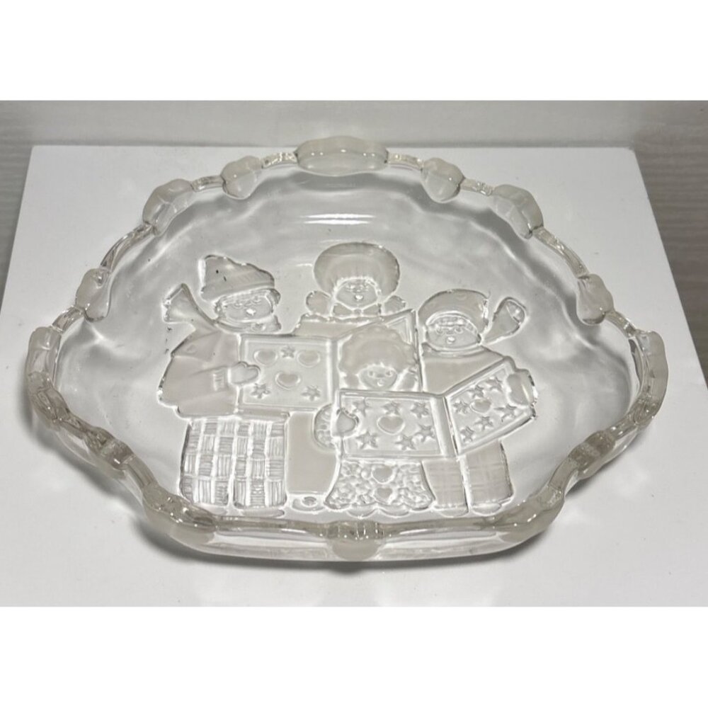 Mikasa Carolers Candy Dish Trinket Serving Frosted Etched Hearts 8.5 x 6.5"